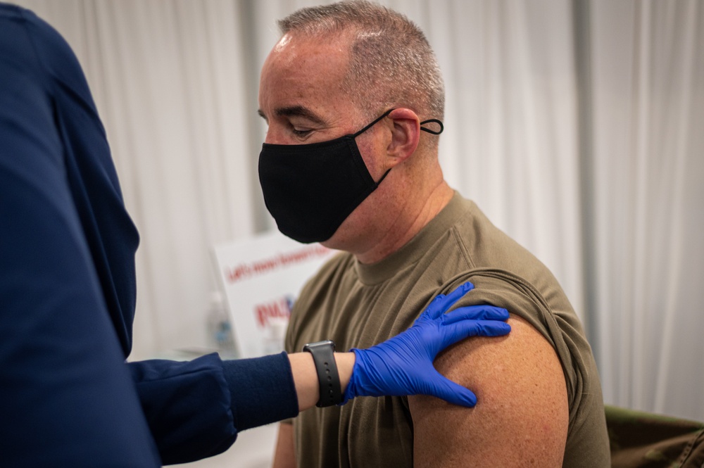 Edison New Jersey vaccine mega-site