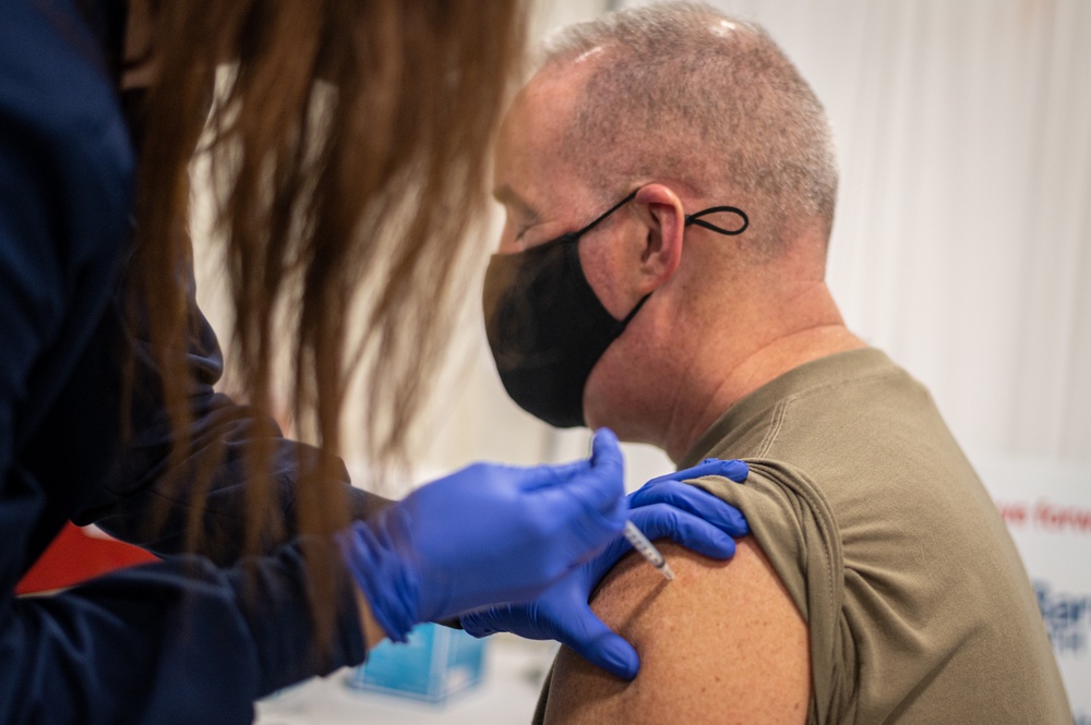 Edison New Jersey vaccine mega-site