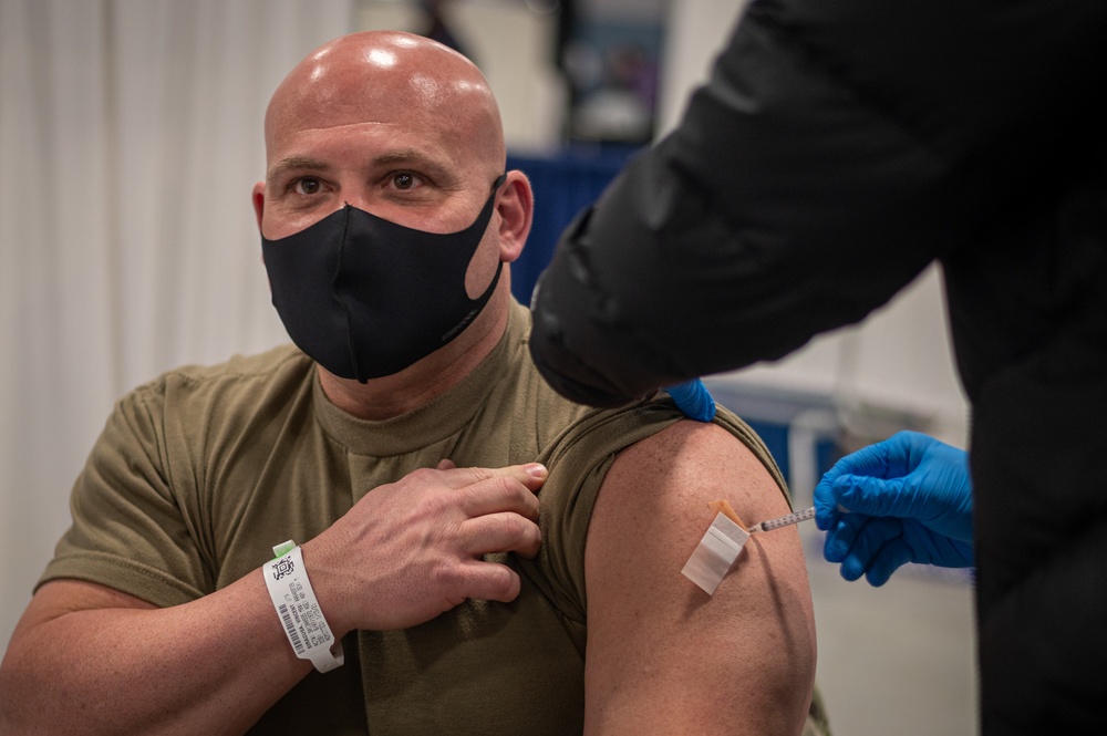 Edison New Jersey vaccine mega-site