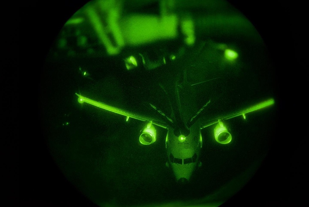 927th refuels a P-8 Poseidon