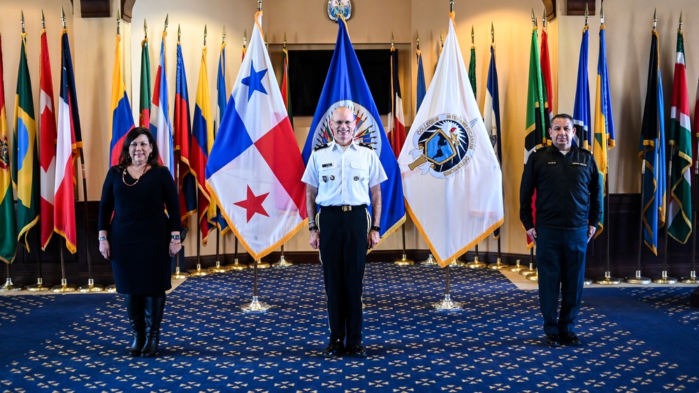 O/C Amb María del Carmen Roquebert Leon, Panama’s Permanent Representative to the OAS
