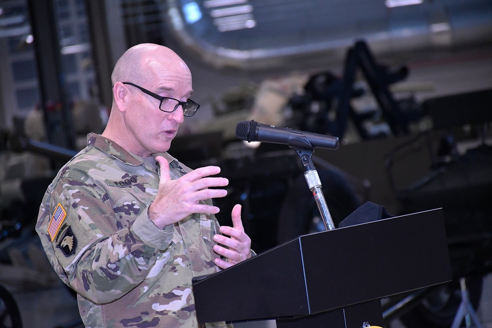 CASCOM welcomes new command chief warrant officer