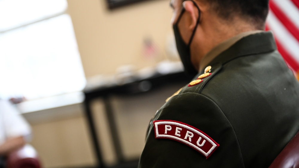 General Calle Pérez Office Call