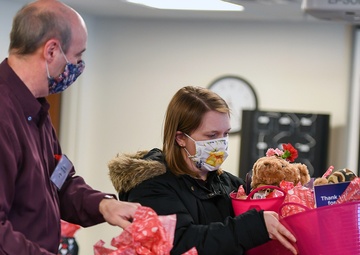 A&amp;FRC hosts February Hearts Apart