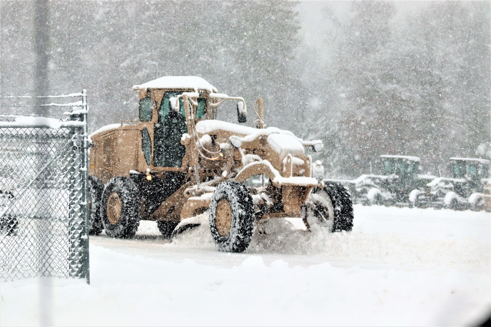 Regional Training Site-Maintenance staff, students conduct ops in snow at Fort McCoy