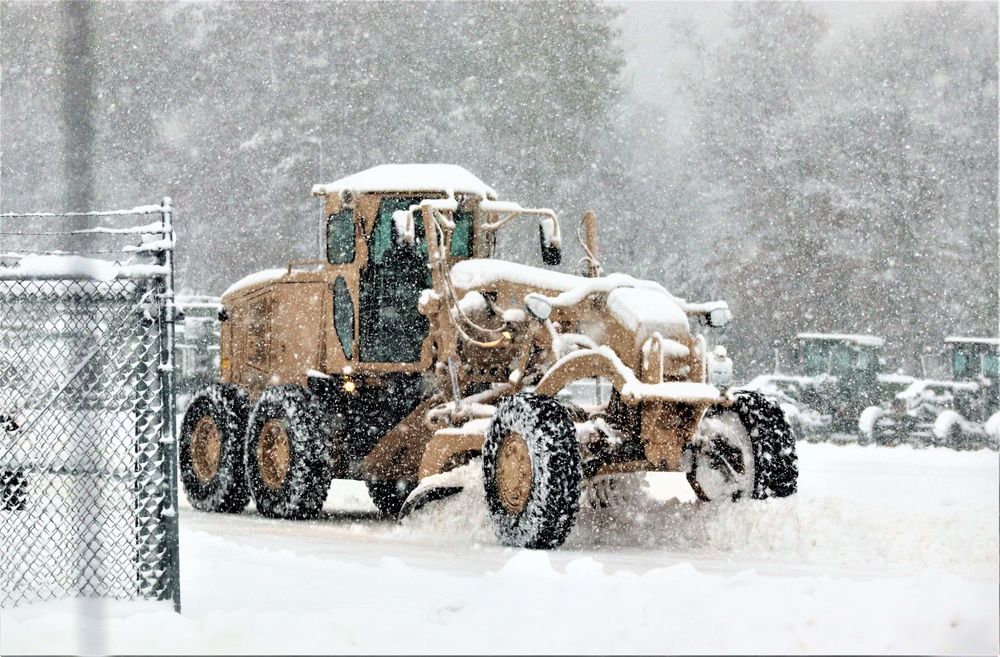 Regional Training Site-Maintenance staff, students conduct ops in snow at Fort McCoy