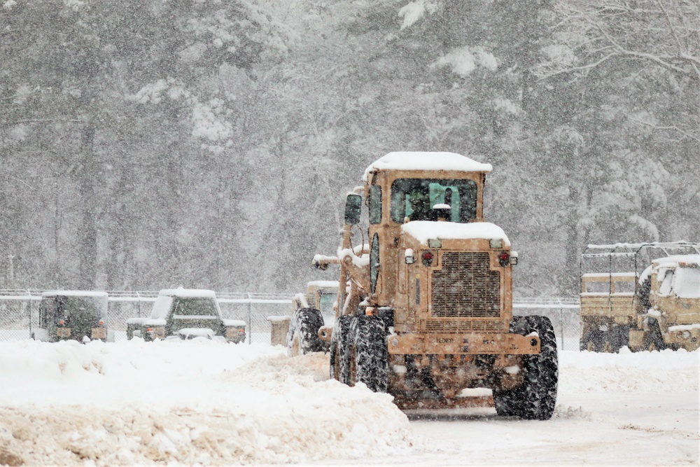 Regional Training Site-Maintenance staff, students conduct ops in snow at Fort McCoy