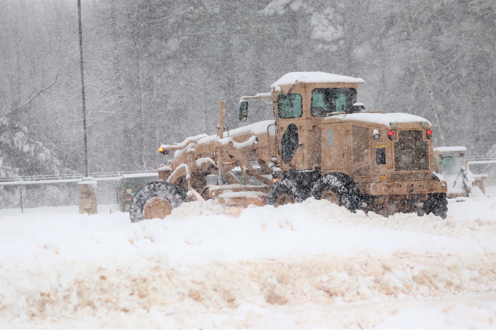 Regional Training Site-Maintenance staff, students conduct ops in snow at Fort McCoy