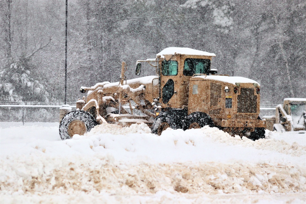 Regional Training Site-Maintenance staff, students conduct ops in snow at Fort McCoy