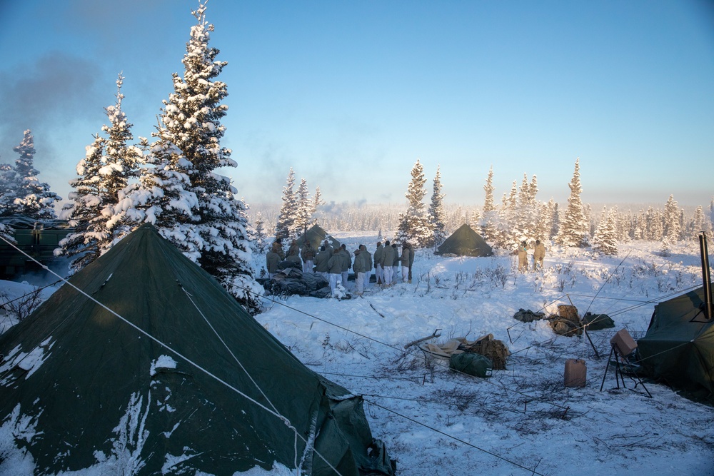Spartans establish Arctic shelters