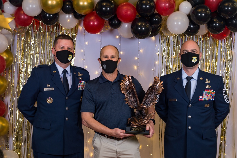 436th Airlift Wing celebrates 2020 annual award winners