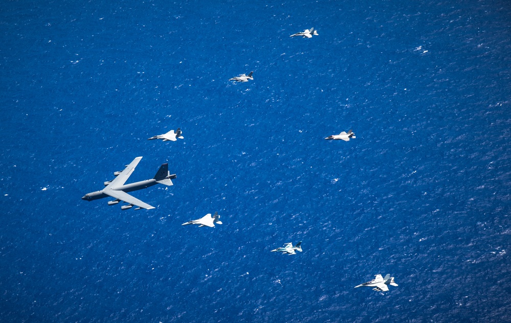 Koku-Jieitai, U.S. Aircraft perform flyover of Guam during Cope North 21