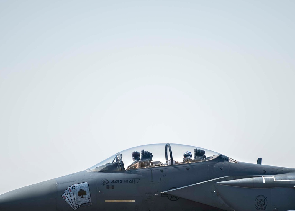 Strike Eagles conduct combat turns at Al Dhafra Air Base
