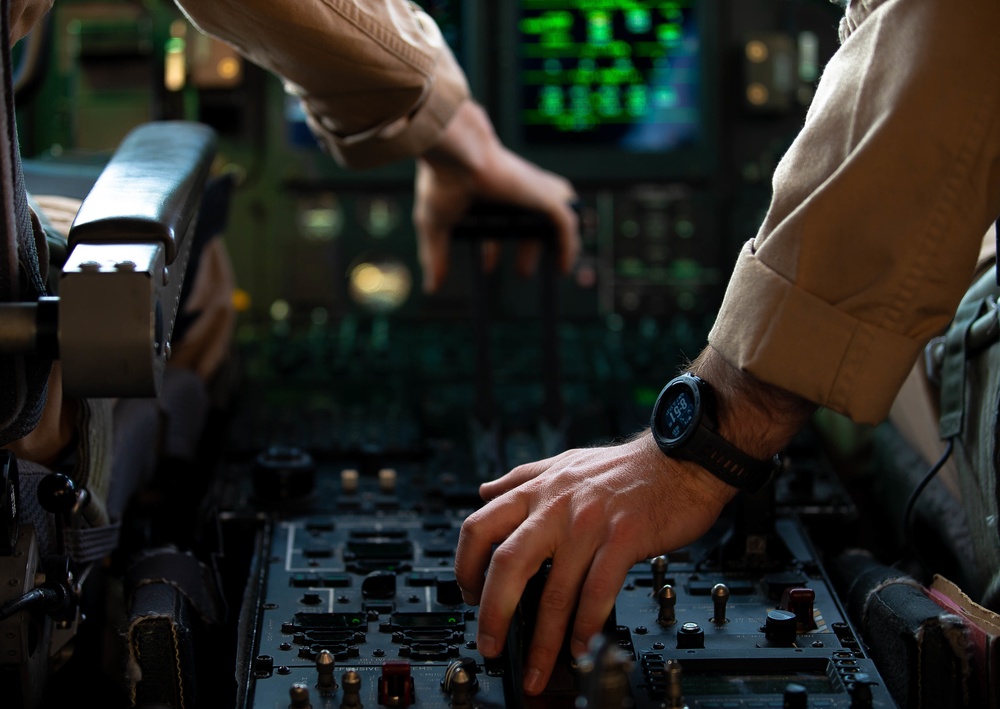 SPMAGTF-CR-CC 21.1: VMGR-352 conducts aerial refueling with VMM-164 (Rein)