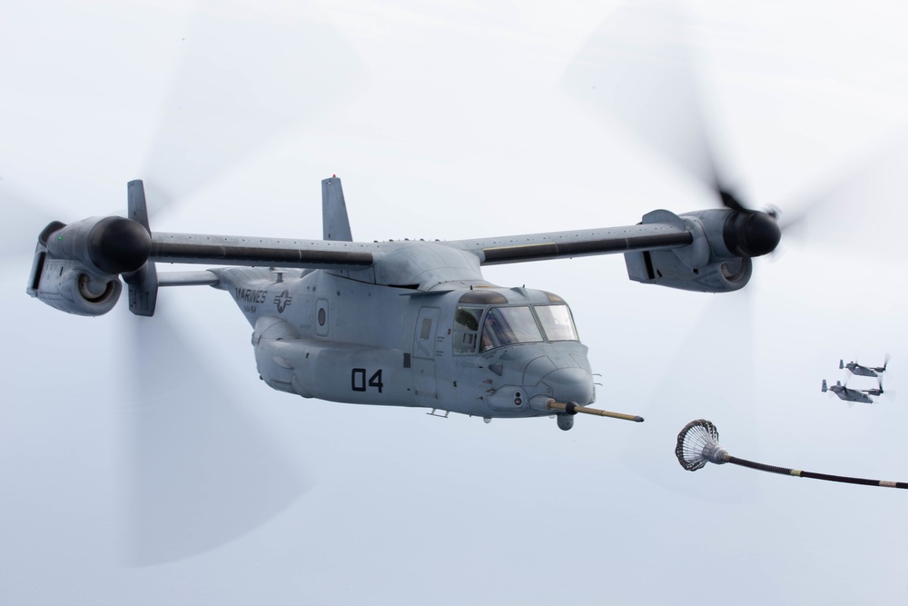 SPMAGTF-CR-CC 21.1: VMGR-352 conducts aerial refueling with VMM-164 (Rein)