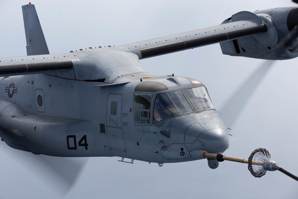 SPMAGTF-CR-CC 21.1: VMGR-352 conducts aerial refueling with VMM-164 (Rein)