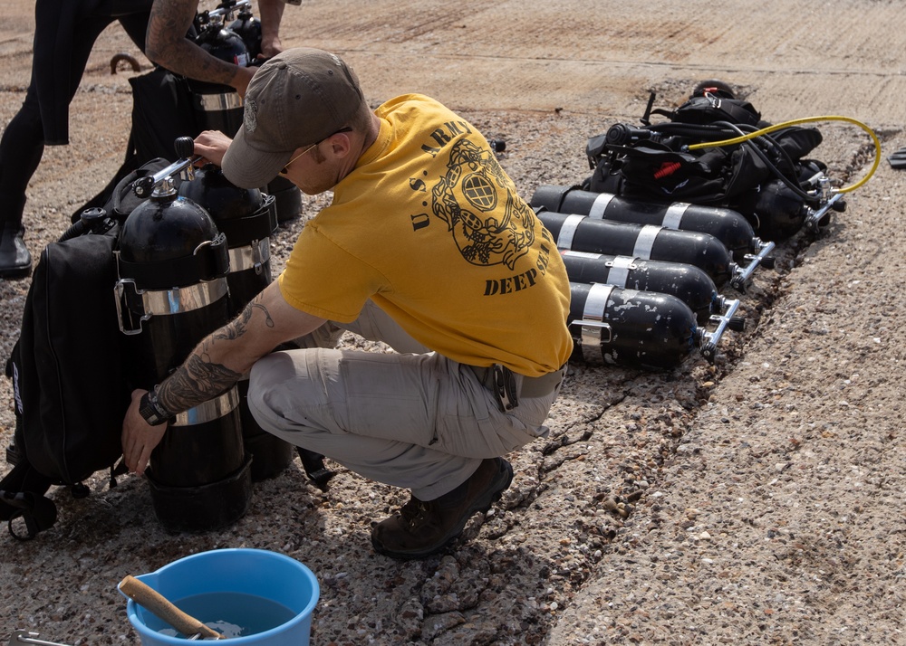 74th Engineer Dive Detachment Conducts Training