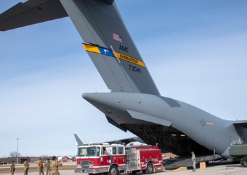 Reservists Deliver Critical Firefighting Gear to Central America