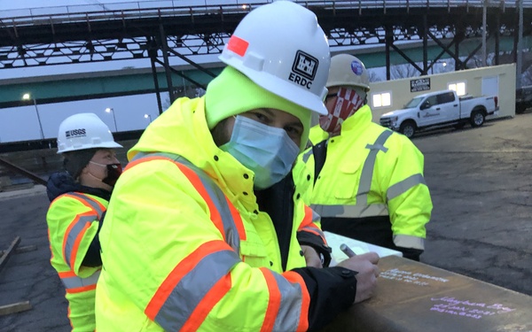 Underwater Acoustic Deterrent System installed at Lock and Dam #19