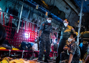 U.S., RAAF, and Koku-Jieitai conduct Aeromedical Evacuation during exercise Cope North 21