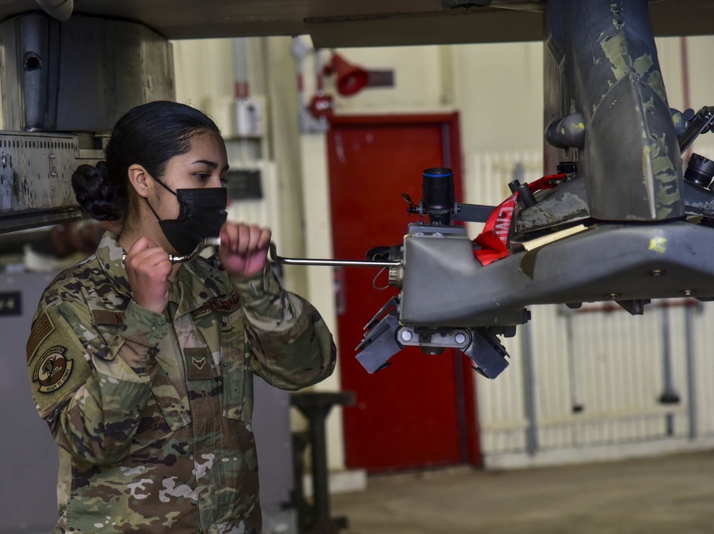 Wolf Pack brings the heat for Annual Load Crew Competition