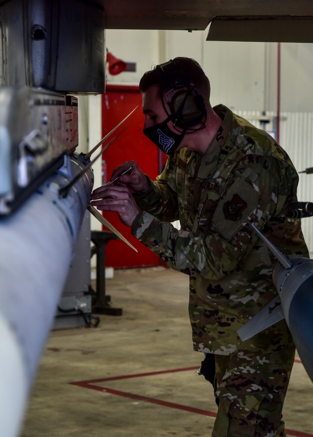 Wolf Pack brings the heat for Annual Load Crew Competition