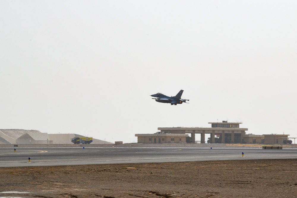 77th EFS, FGS integrate with RSAF at King Faisal Air Base