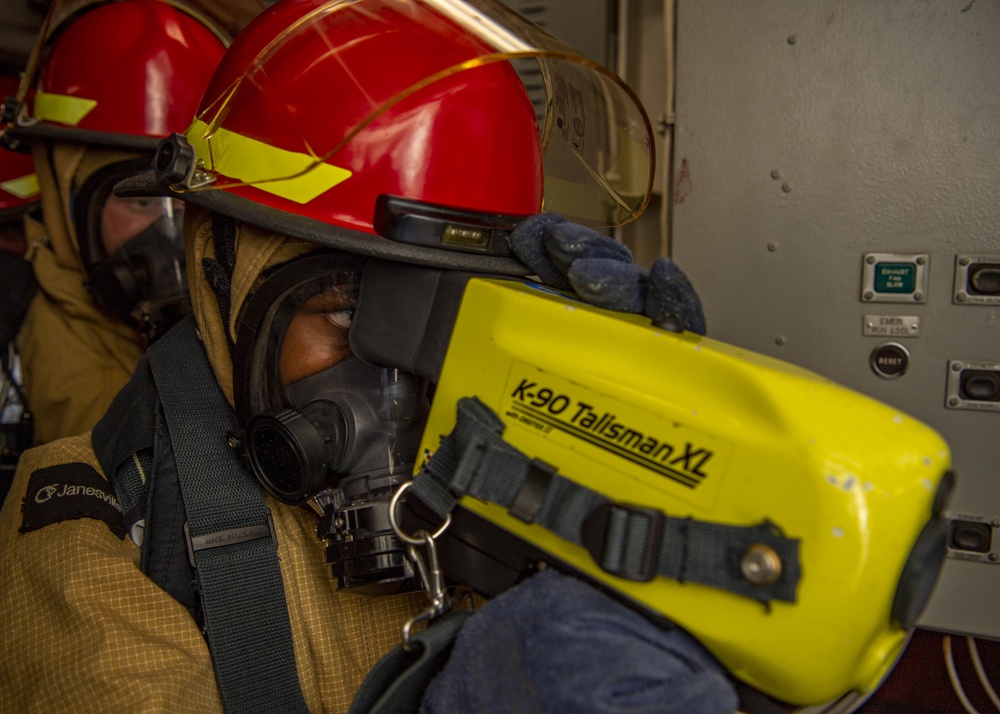 USS John Finn (DDG 113) Conducts Routine Operations