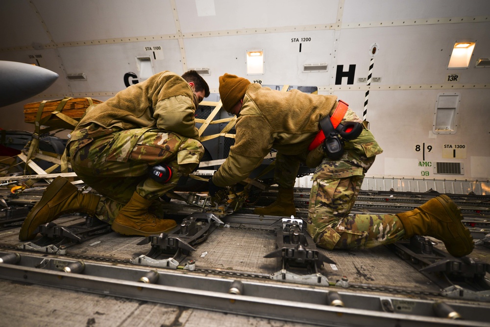 Eielson Airmen depart for Cope North 21