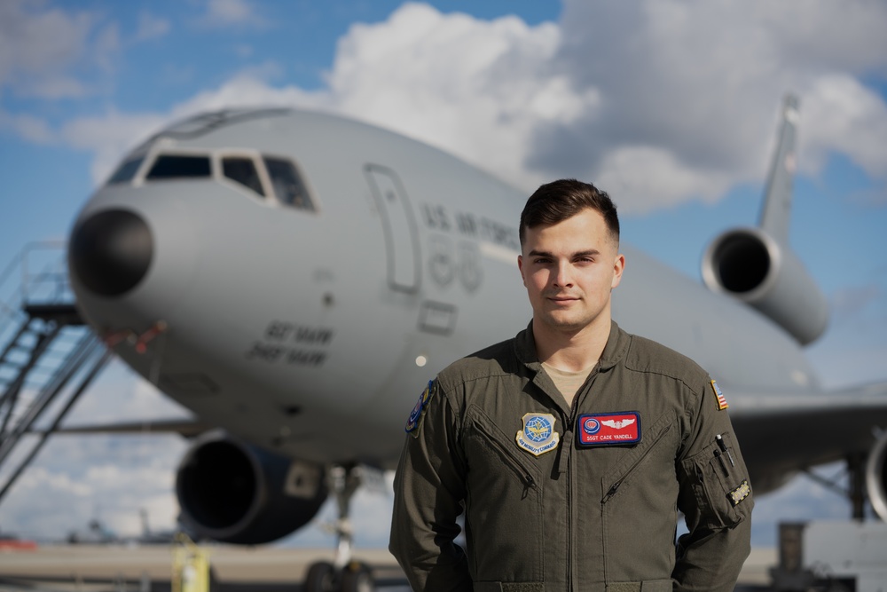 Travis Airman, descendent of several generations of flyers