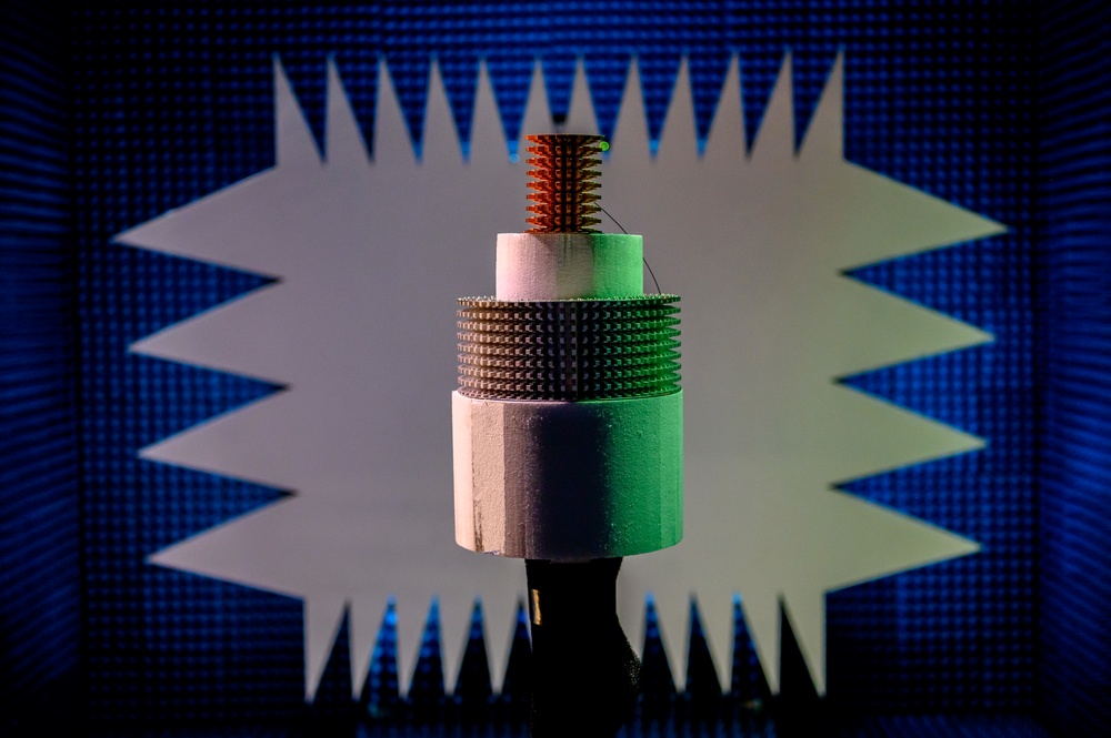 New NRL 3D-printed antenna designs reduce cost, weight and size