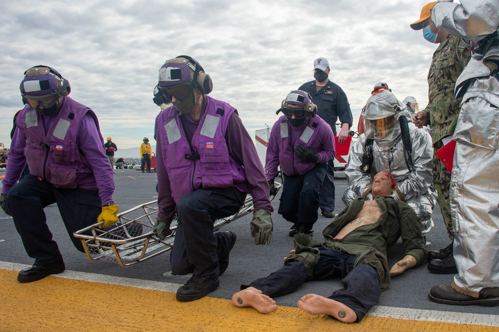 USS Essex In Port Operations