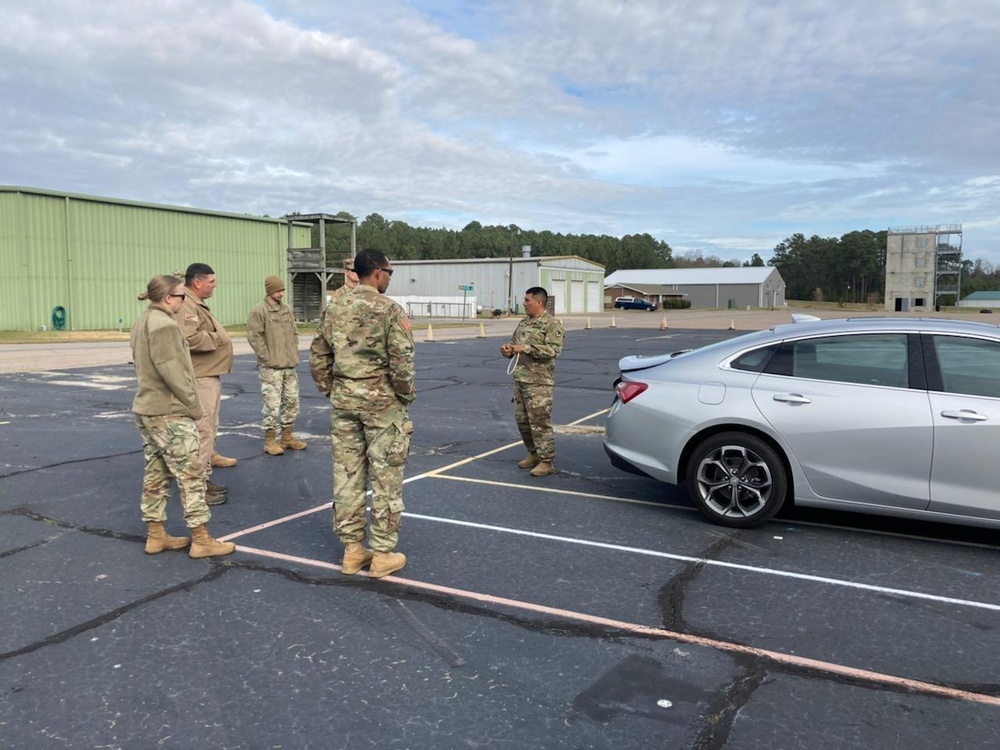 Security enterprise Soldiers learn threat response