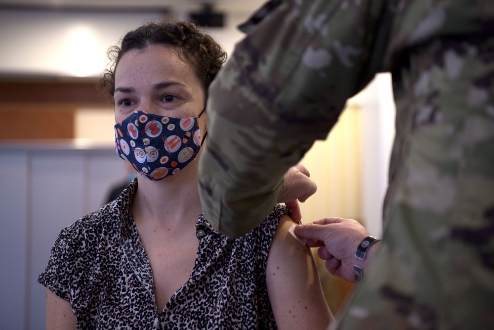 Kadena Airmen motivated to receive COVID vaccine