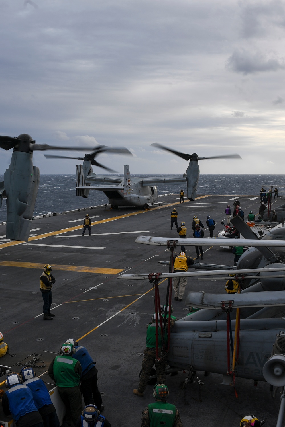 USS America (LHA 6) Conducts Flight Operations