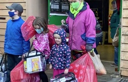 Alaska’s Santa to the Villages tradition lives on amidst COVID-19 pandemic