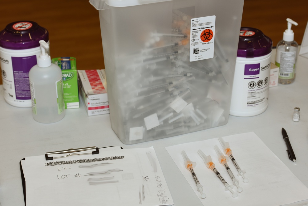 South Carolina National Guard medics team up with Tidelands Health South to administer COVID vaccinations