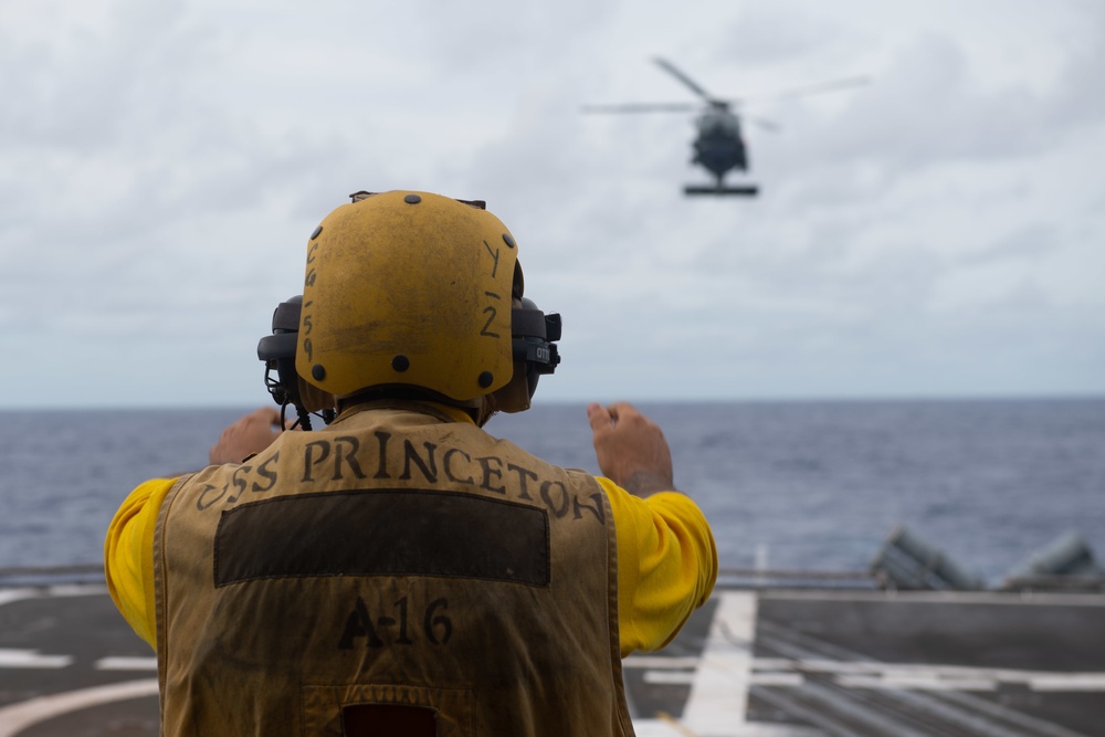 USS Princeton Conducts Flight Ops