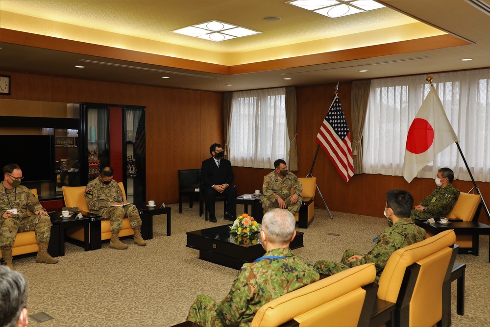 U.S. Army Japan senior leaders visit Camp Itami, JGSDF Middle Army Headquarters during Tomodachi Rescue Exercise