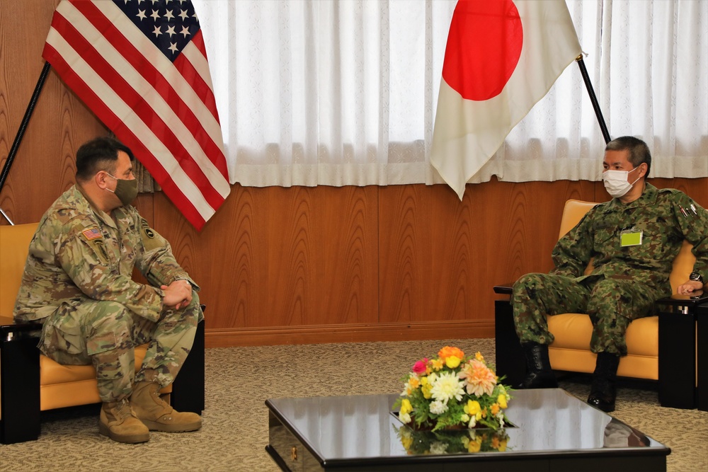 U.S. Army Japan senior leaders visit Camp Itami, JGSDF Middle Army Headquarters during Tomodachi Rescue Exercise