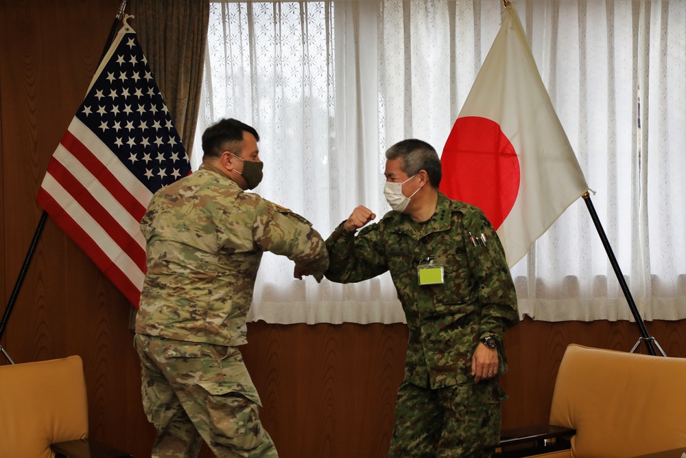 U.S. Army Japan senior leaders visit Camp Itami, JGSDF Middle Army Headquarters during Tomodachi Rescue Exercise