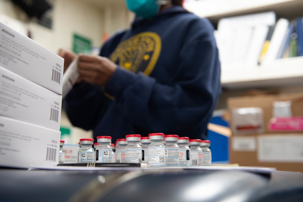 USS Monterey Receives COVID-19 Vaccine