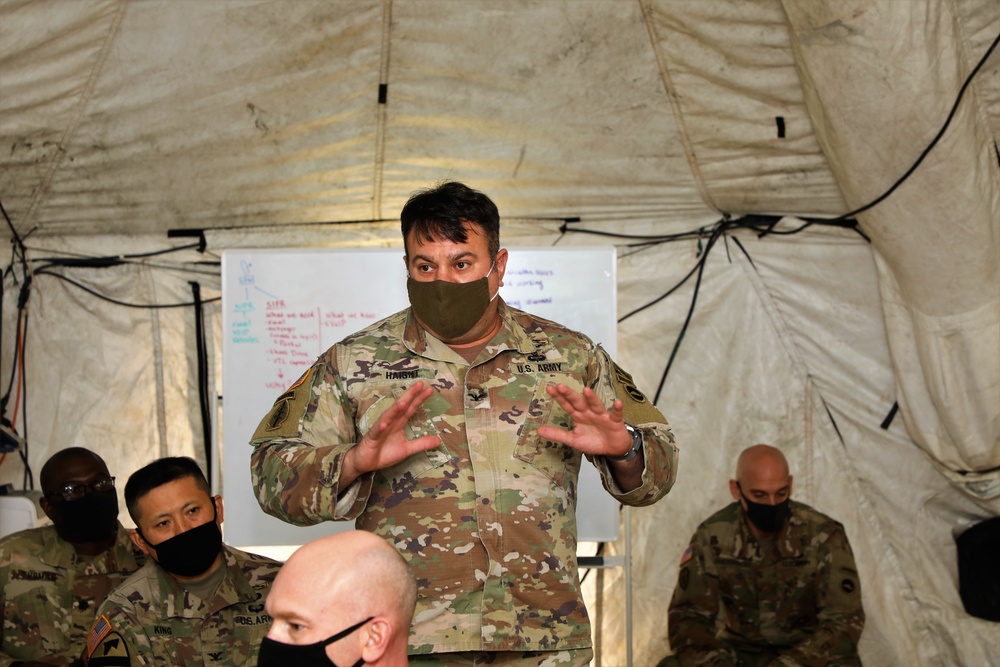 U.S. Army Japan senior leaders visit the Contingency Command Post during Tomodachi Rescue Exercise