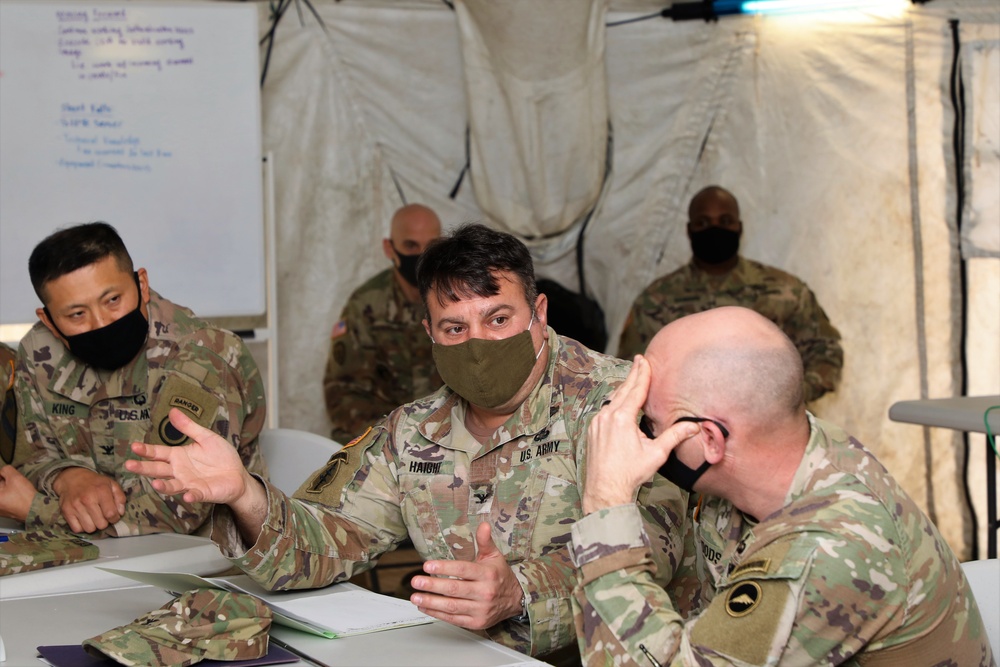 U.S. Army Japan senior leaders visit the Contingency Command Post during Tomodachi Rescue Exercise