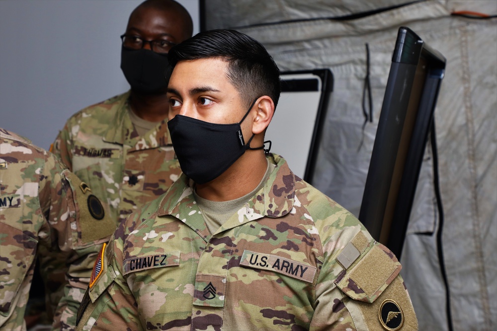 U.S. Army Japan senior leaders visit the Contingency Command Post during Tomodachi Rescue Exercise