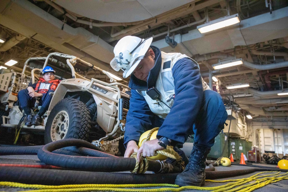 USS Makin Island Underway