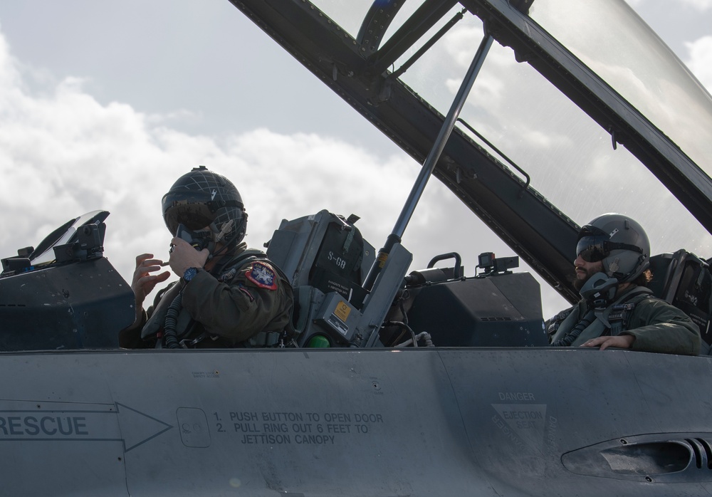 Viper Demo Team performs at Fort Lauderdale Air Show