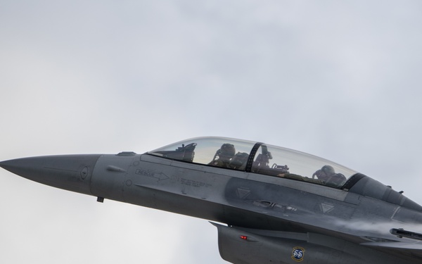 Viper Demo Team performs at Fort Lauderdale Air Show