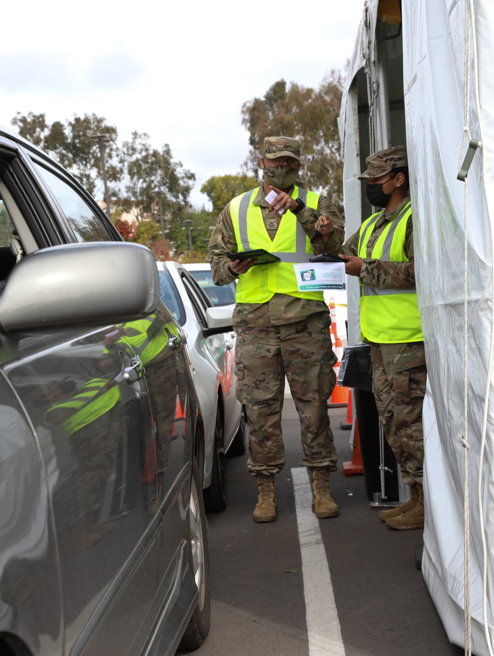 Joint Federal and State agencies operate vaccination site at Cal State LA