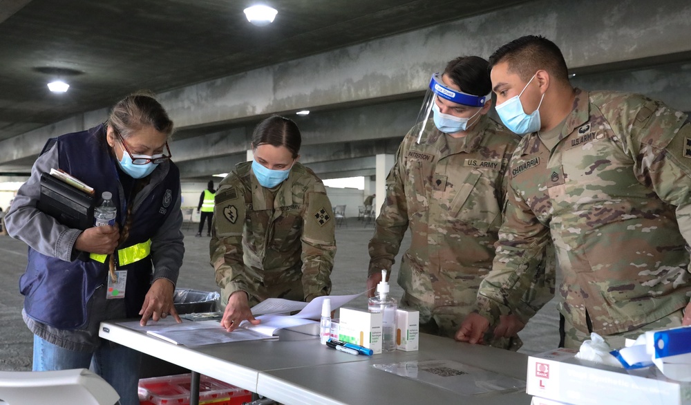 Joint Federal and State agencies operate vaccination site at Cal State LA